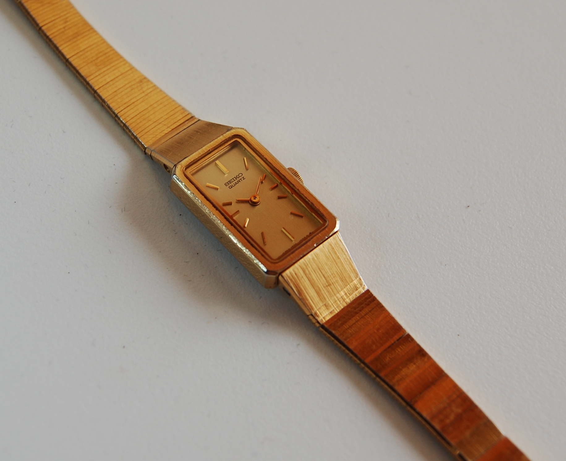 SOLD 1993 Seiko ladies watch on gold plated bracelet - Image 3
