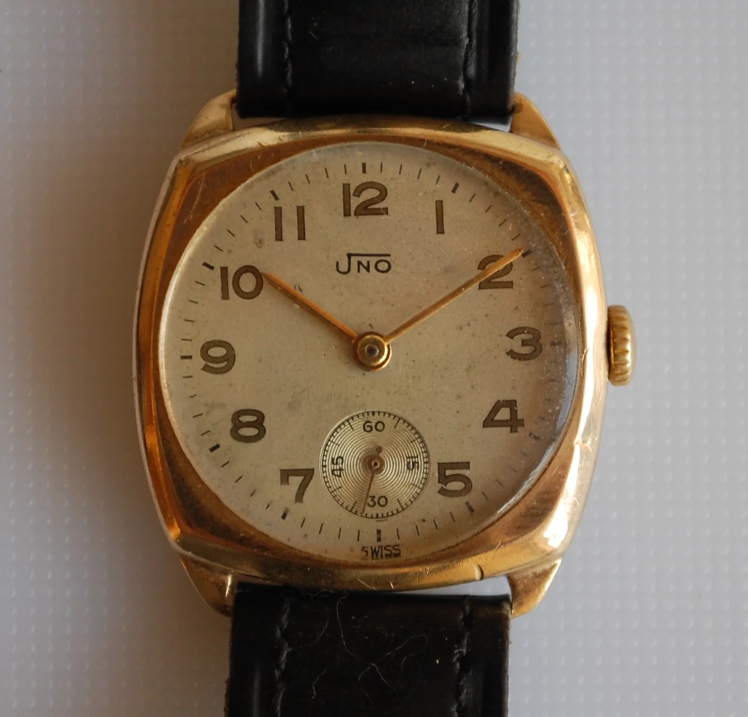 SOLD 1953 1957 Uno 15 jewel men's gold watch - Image 7