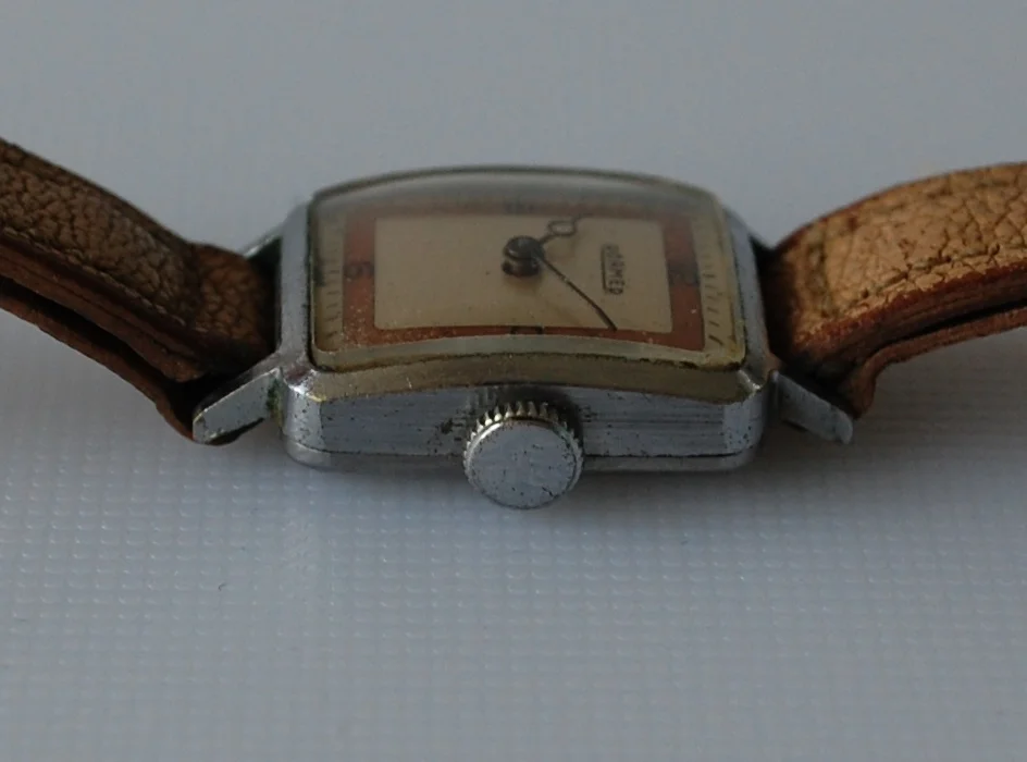 SOLD 1947 Roamer ladies watch with box and papers - Image 6