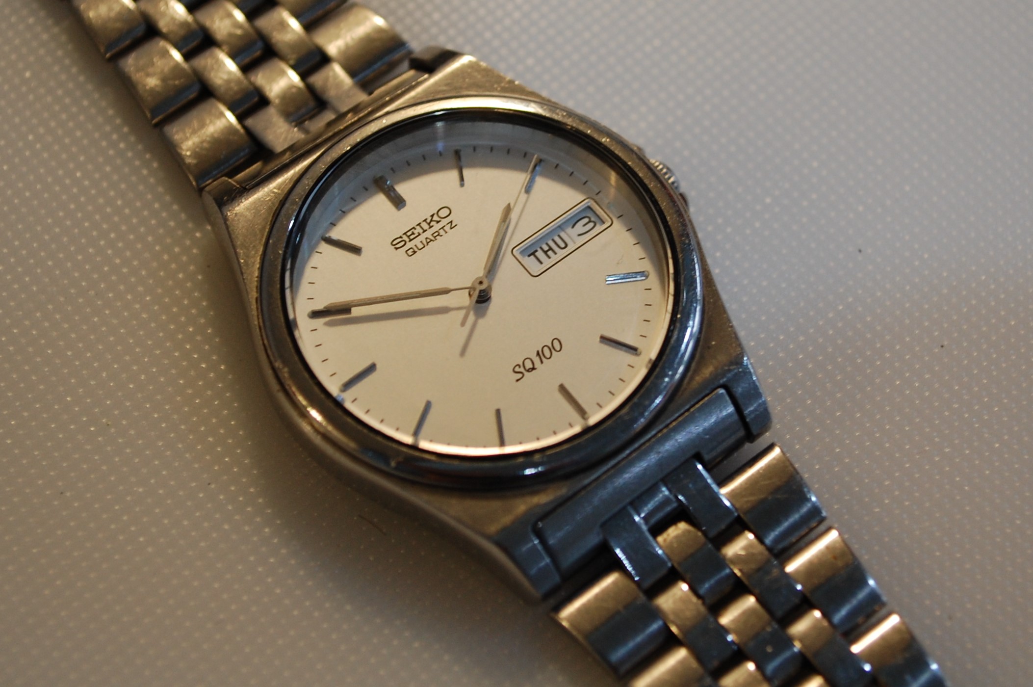 SOLD 1992 Seiko SQ100 bracelet watch - Birth Year Watches