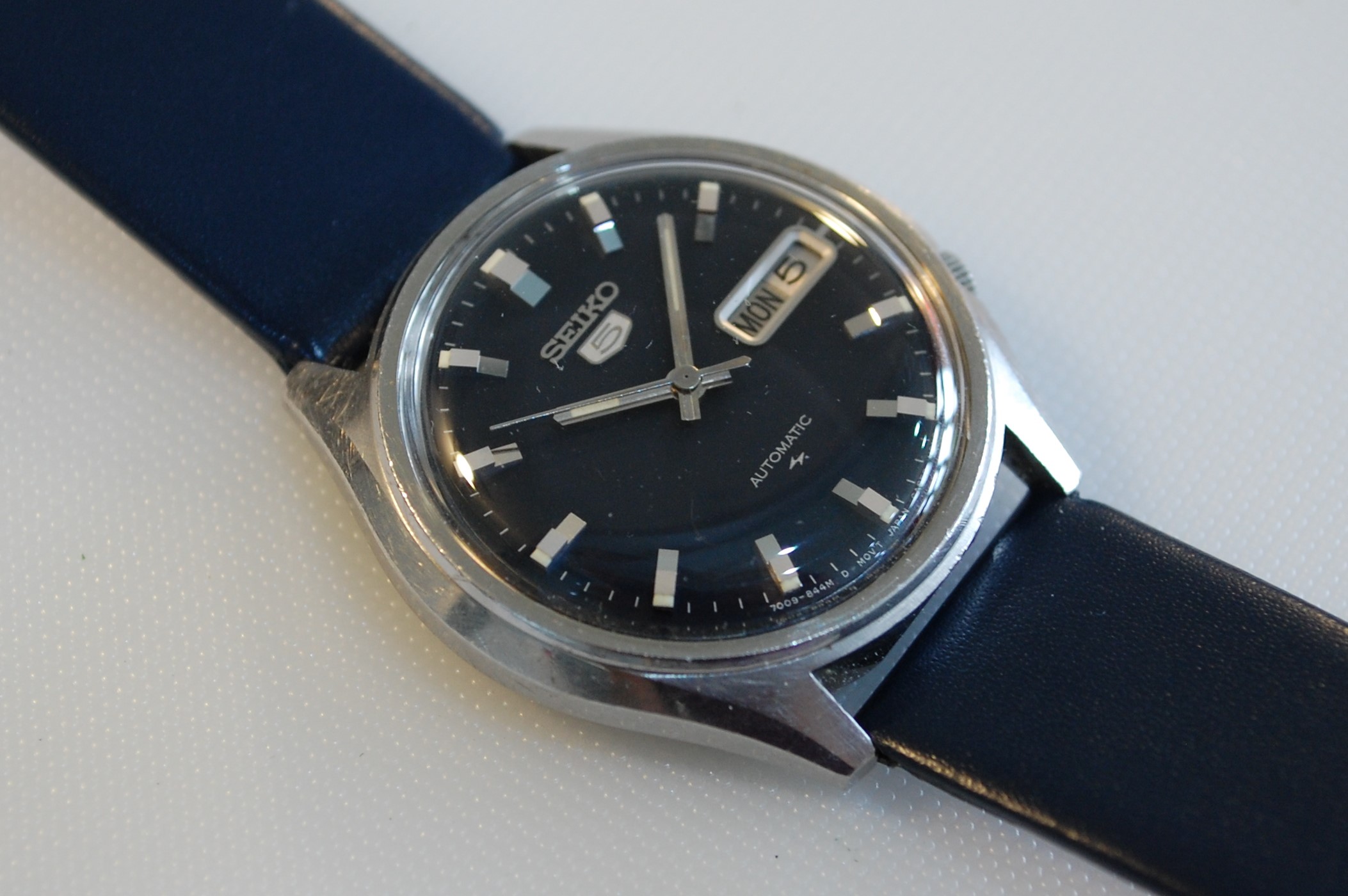 SOLD 1982 Seiko 5 automatic with blue dial - Birth Year Watches