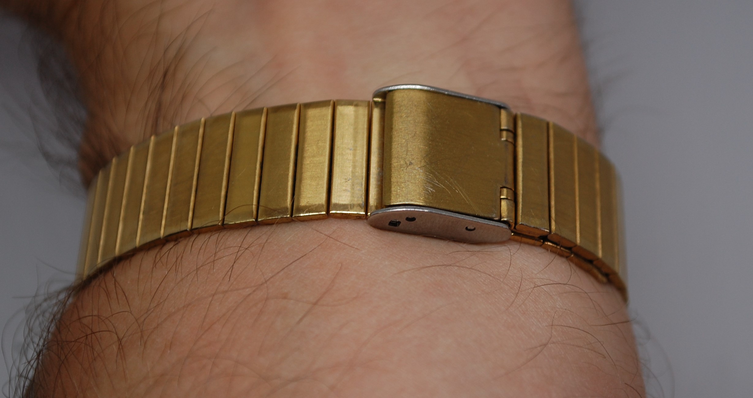 SOLD 1997 Seiko 5Y31-5040 bracelet watch - Birth Year Watches