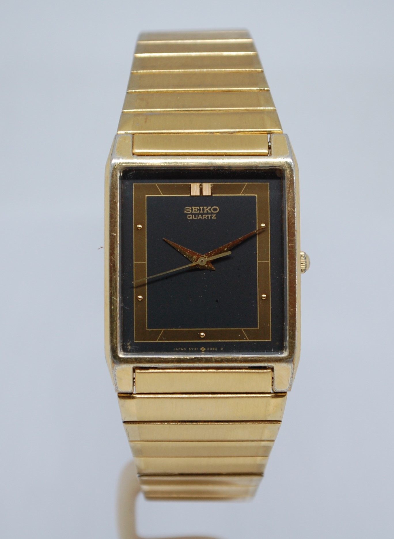 SEIKO クォーツ 5Y31-5040 ゴールドカラー メンズ腕時計 稼働品 SEIKO クォーツ 5Y31-5040 ゴールドカラー メンズ腕時計 稼働品