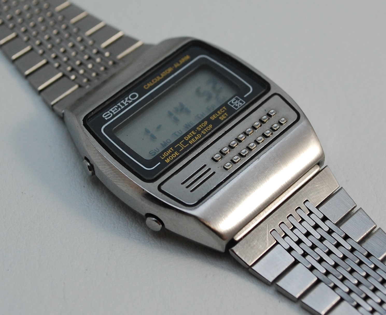 SOLD 1979 Seiko LCD Calculator Alarm watch C359-5000 - Birth Year Watches