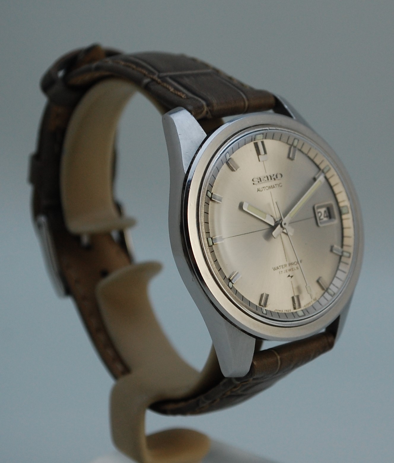 古代 ギリシャ SOLD 1968 Seiko Jumbo Automatic 7625-8233 - Birth Year Watches