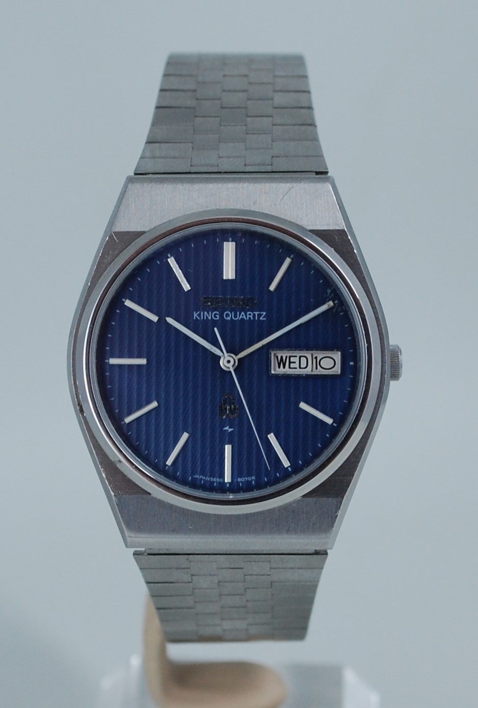 SOLD 1978 Seiko King Quartz with blue dial - Birth Year Watches