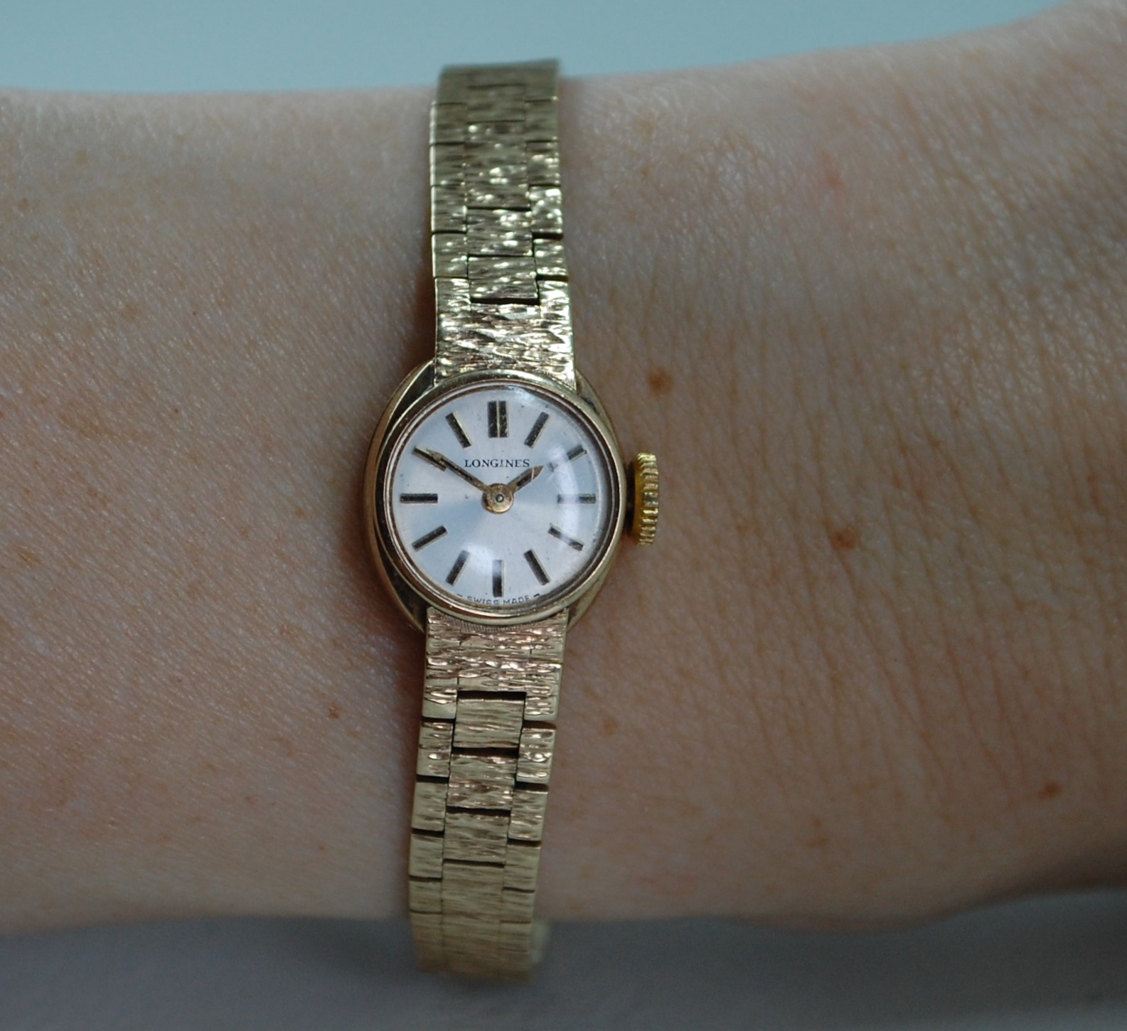 SOLD 1972 Ladies Longines 9k gold bracelet watch - Birth Year Watches