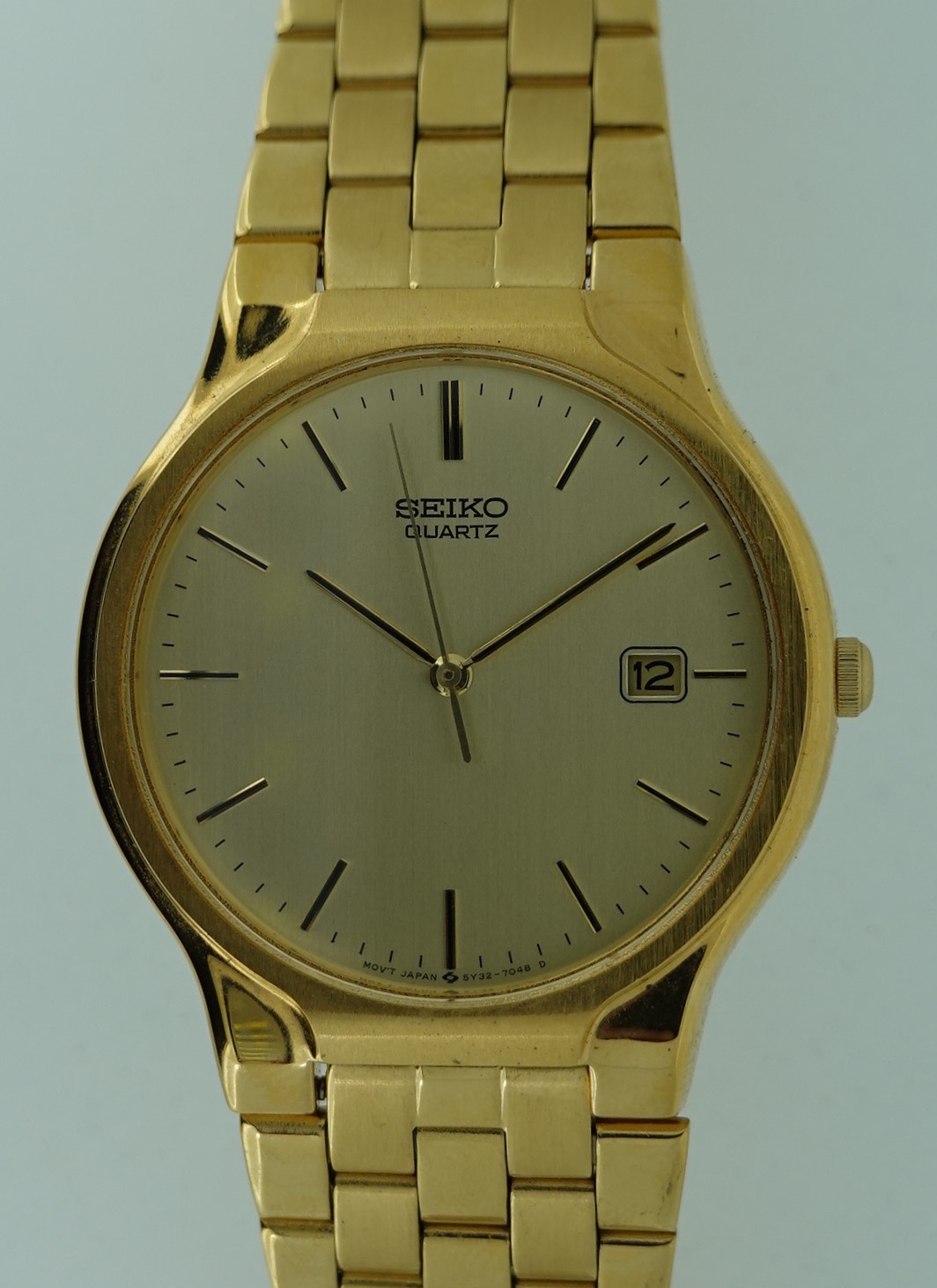 SOLD 1990 Seiko bracelet watch with box - Birth Year Watches