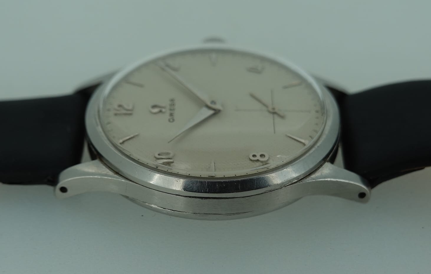 SOLD 1954 Omega - Image 9
