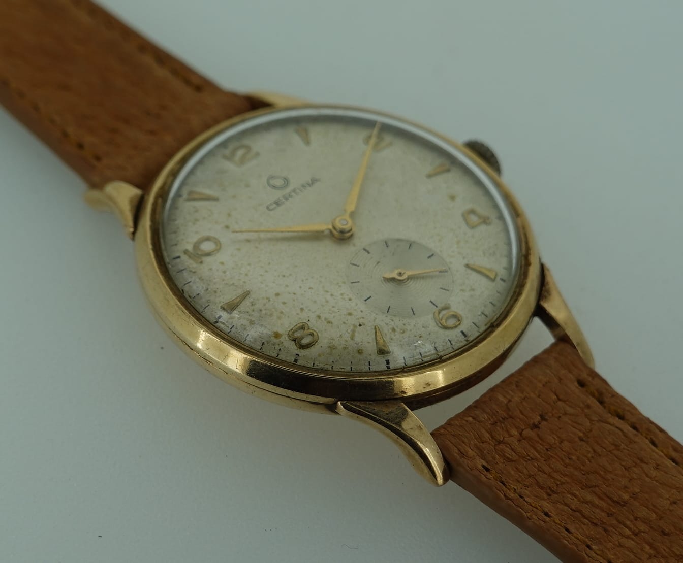 SOLD 1959 1961 Certina 9k Gold - Image 9