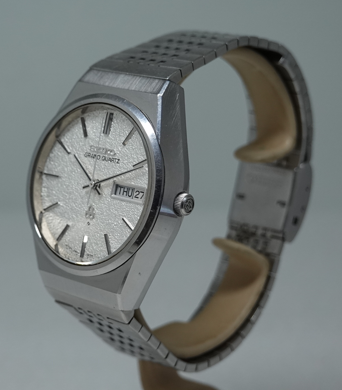 SOLD 1976 Seiko Grand Quartz Snowflake with box and instructions