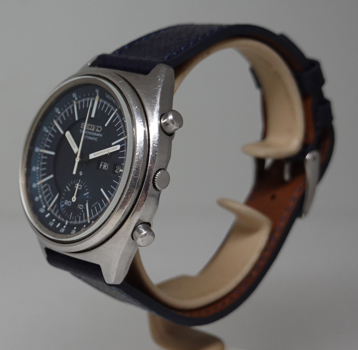 SOLD 1977 Seiko Chronograph 6139-7070 - Birth Year Watches