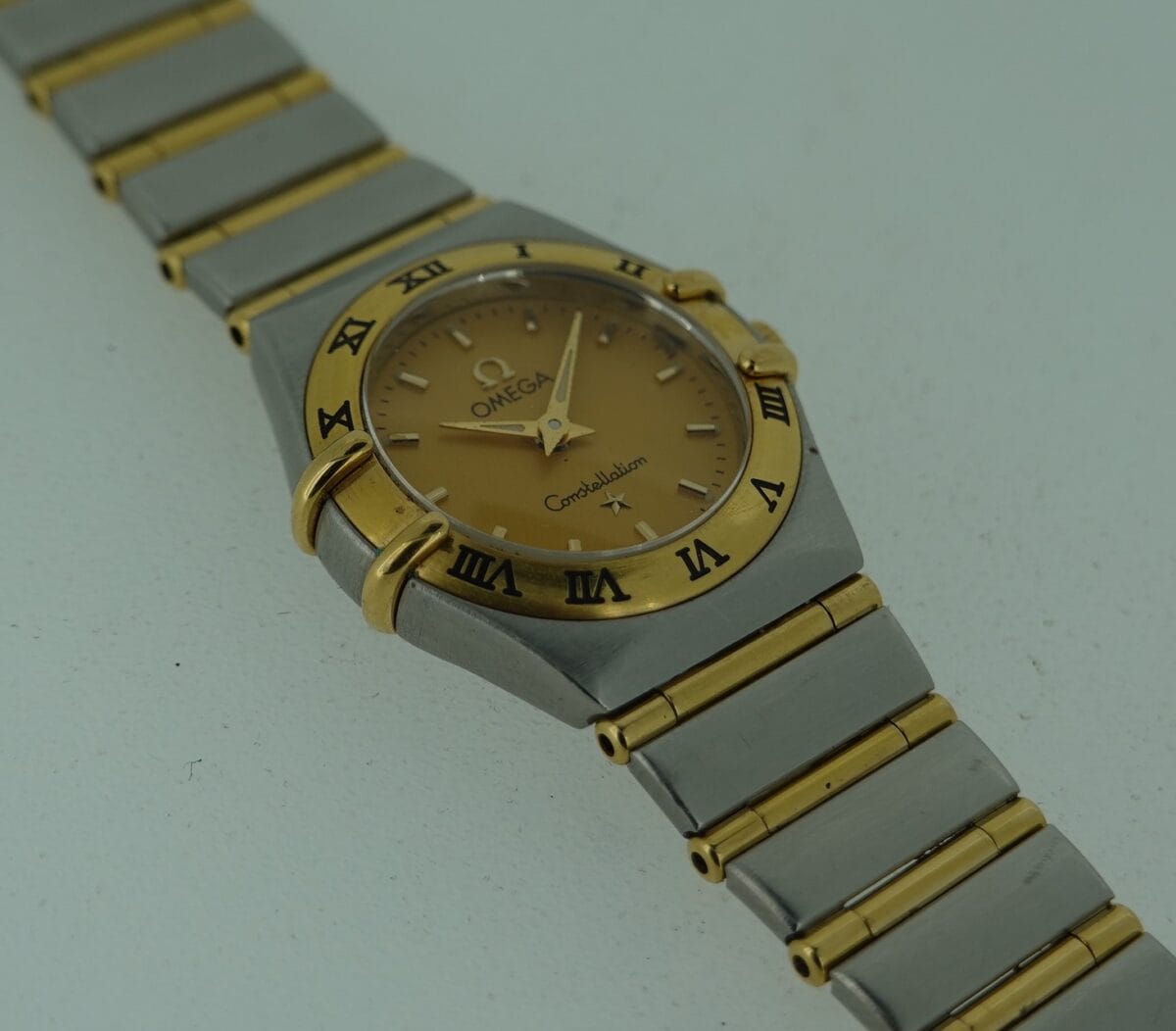 1998 Ladies Omega Constellation - Birth Year Watches