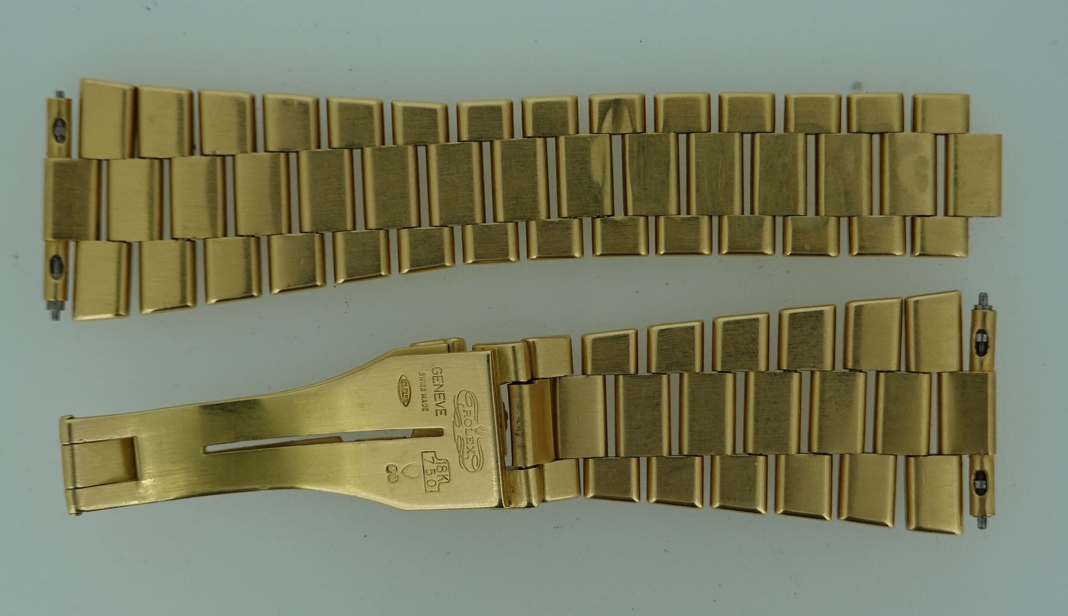 SOLD 1979 Rolex Oysterquartz Day-Date 18k Gold - Image 17