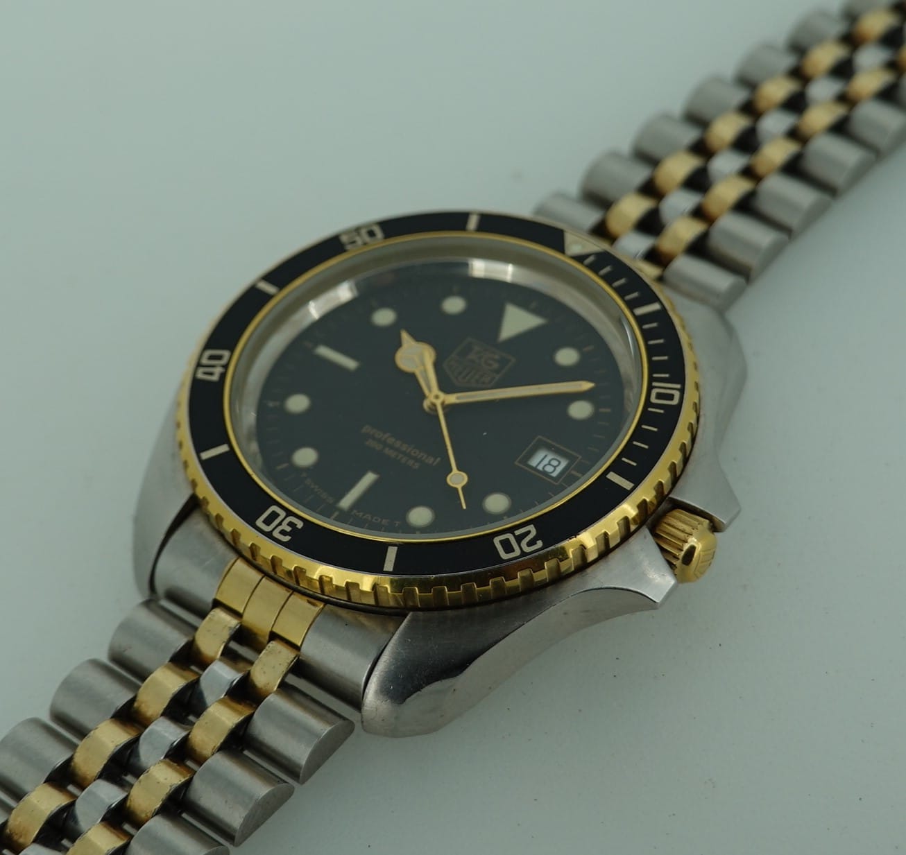 SOLD c1987 TAG Heuer 1000 Series Full Size, with box - Image 10