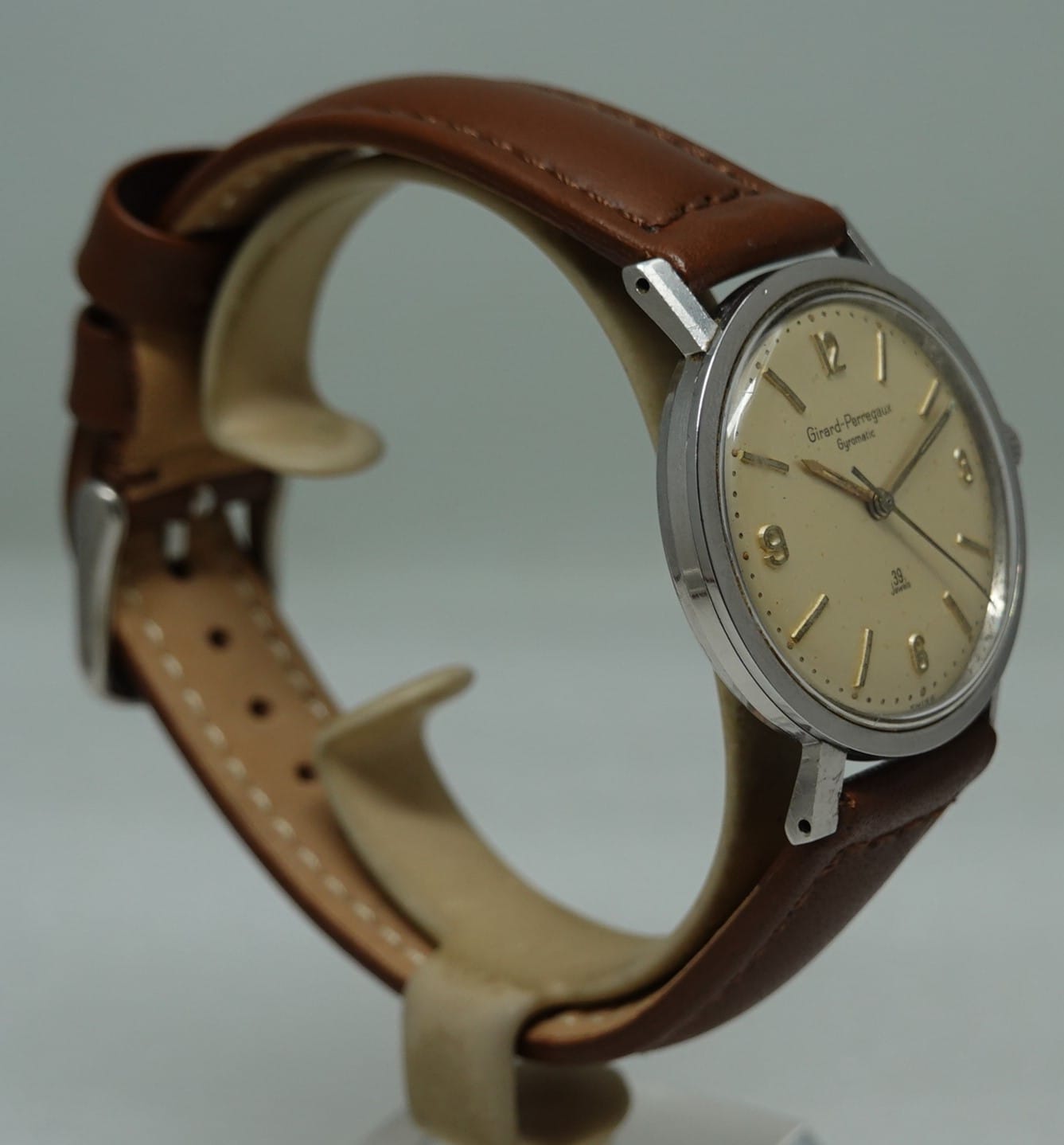 SOLD 1965 Girard-Perregaux Gryomatic 39 Jewels, with papers - Image 4