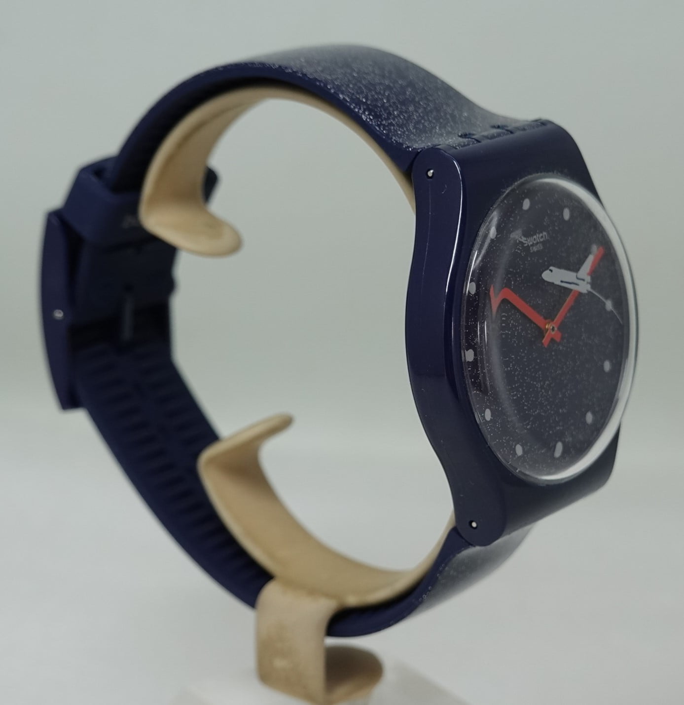 Swatch Moonraker 007 デジタル腕時計 Swatch x 007 - the affordable face of James Bond watches