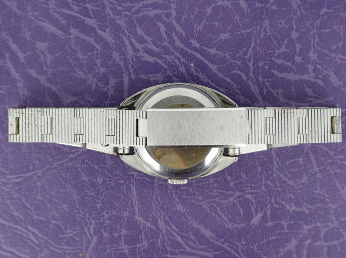 c1972 Ladies Universal Geneve Automatic - Birth Year Watches