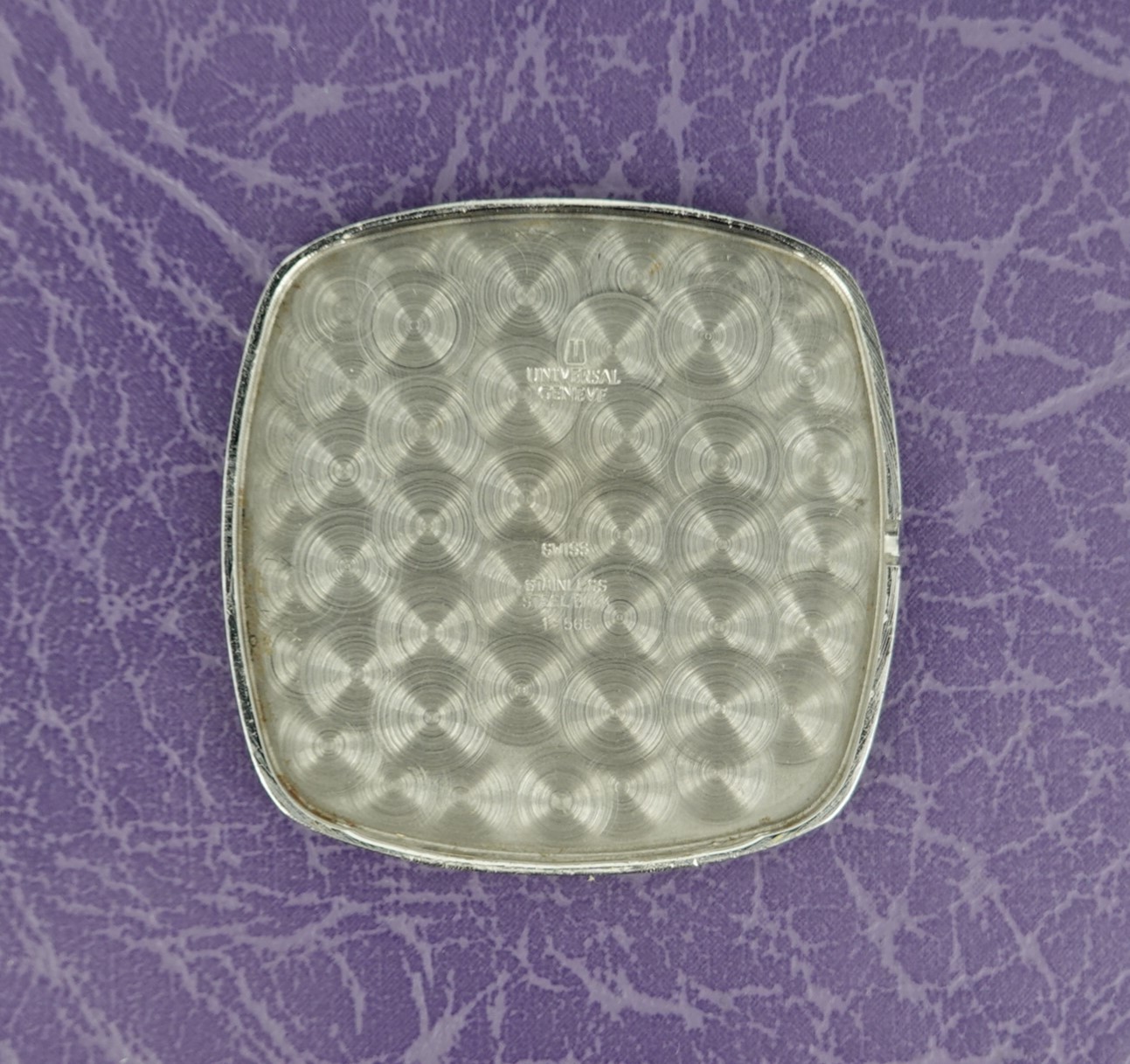 c1983 Universal Geneve Quartz - Image 4